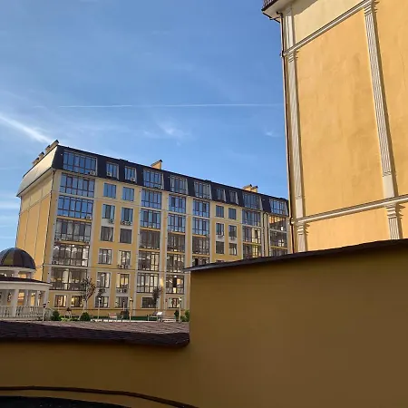 Club Marine מלון דירות אודסה